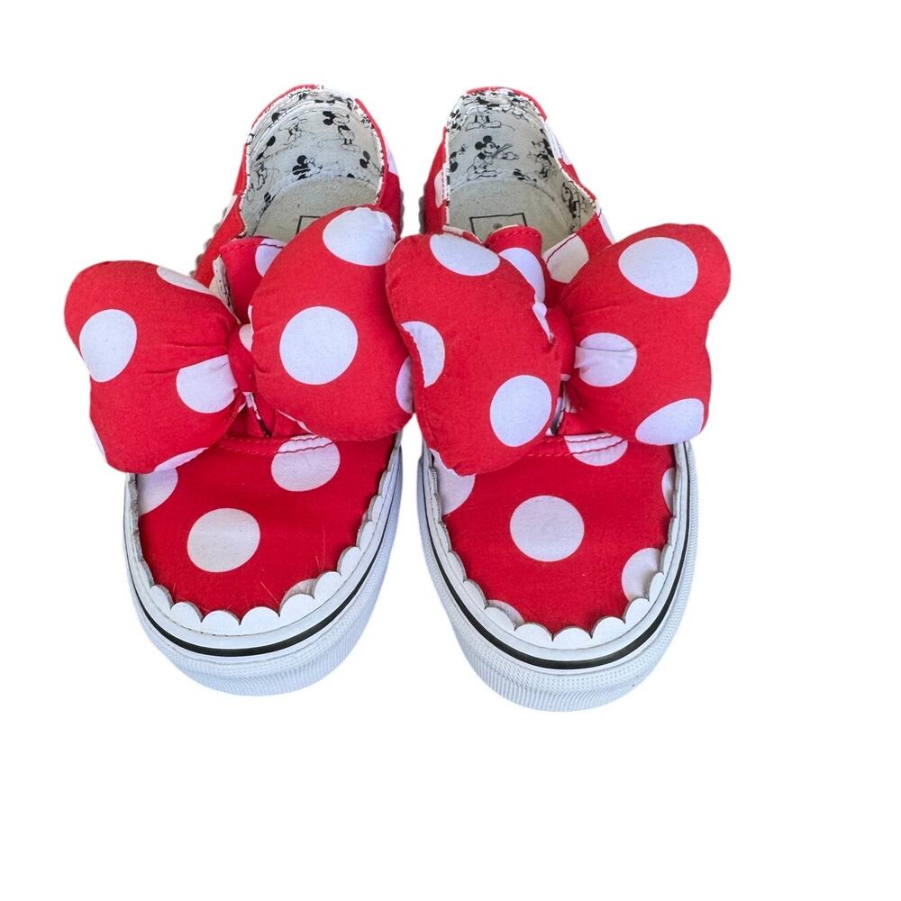 VANS X Disney Minnie Mouse Old Skool Shoe/Sneaker,  4.5 mens, 6 womens